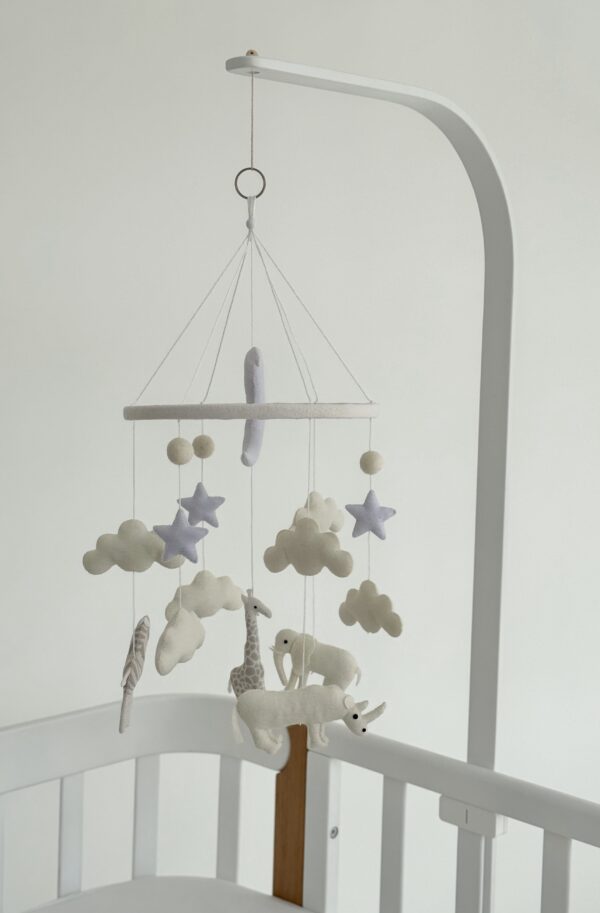 Hanging toy "Safari Total White"