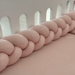 Бортик косичка из вафельной ткани для детской кроватки